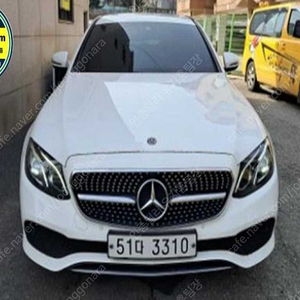 벤츠 E클래스 중고차 벤츠 중고차 수입중고차 흰색 2019년식 33,597km E300 아방가르드 수원중고차
