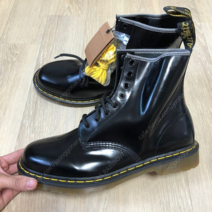 [129,000] (280) 새상품 닥터마틴 Dr.martens 1460 8홀 스무스 레더 블랙 닥터마틴 280