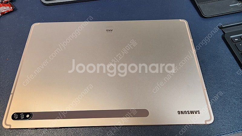 갤럭시탭 S7플러스 LTE. 정품 키보드와 펜 함께 판...--2