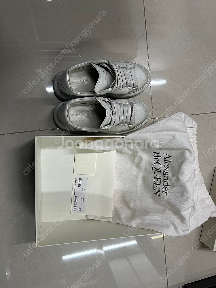 (가격내림)알렉산더맥퀸 여성스니커즈--3