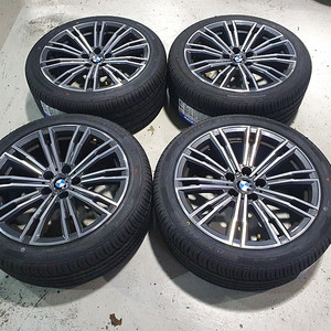 <판매> BMW G20 3시리즈 18인치 순정품휠타이어