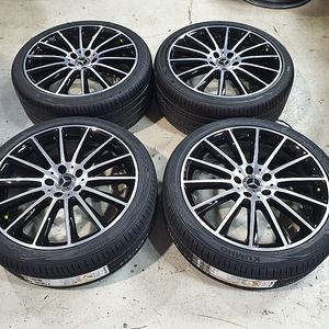 <판매> 벤츠C클래스 마차AMG 19인치 순정품휠타이어 한대분