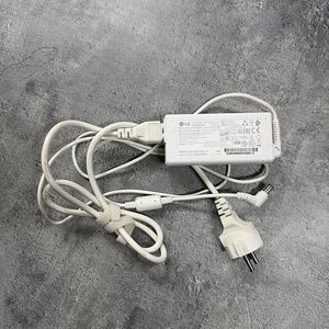 LG 모니터 어댑터 PA-1650-43 19V 3.42A 판매합니다.