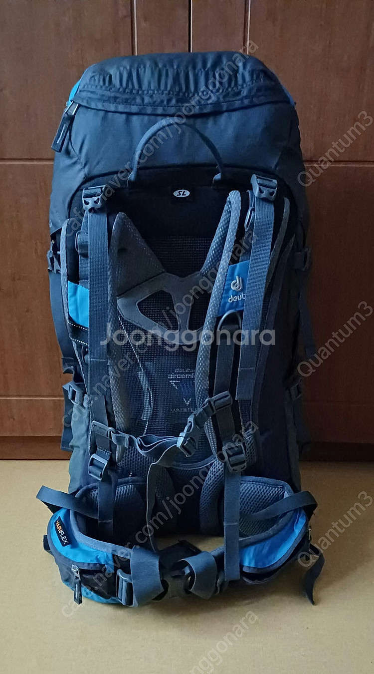 중형배낭 deuter 도이터 등산배낭 백패킹배낭 여행배...--2