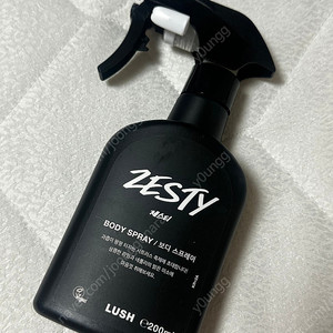 러쉬 제스티 바디스프레이 200ml