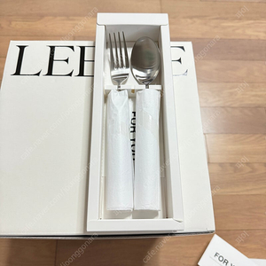 리이제 플리츠 고블렛 세트, 스푼 포크 커트러리 세트, 플레이트 블랙 미사용 새제품