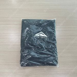 나이키 라바루프 구형 DV9308-010 2xl 미개봉 판매해요