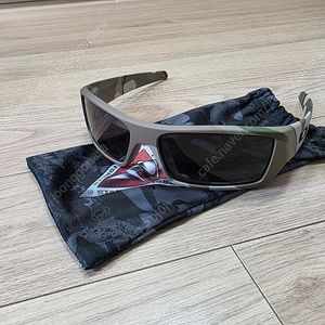 오클리 가스캔 멀티캠 새제품