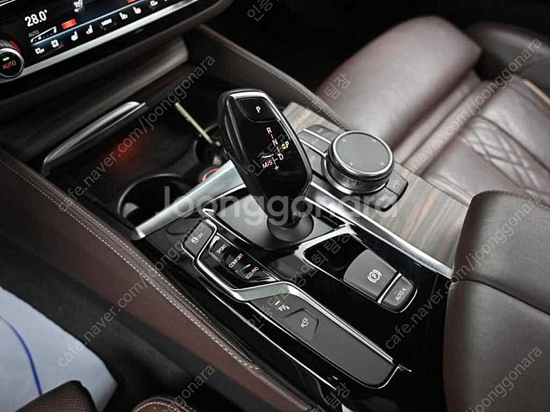 BMW 5시리즈 중고 BMW 520D 중고 5시리즈 중...--9