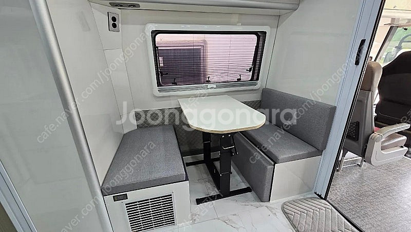 bh090 35인승 버스캠핑카--3