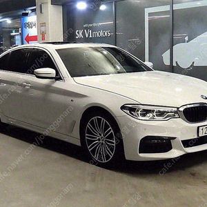 BMW 5시리즈 중고 BMW 530i 중고 5시리즈 중고차 흰색 2020년식 85,794km 530i M 스포츠 플러스 중고차 구매상담