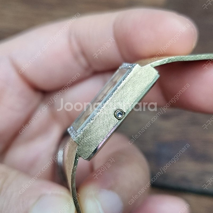 오메가 빈티지 드빌 다이아 베젤 14K금통--1
