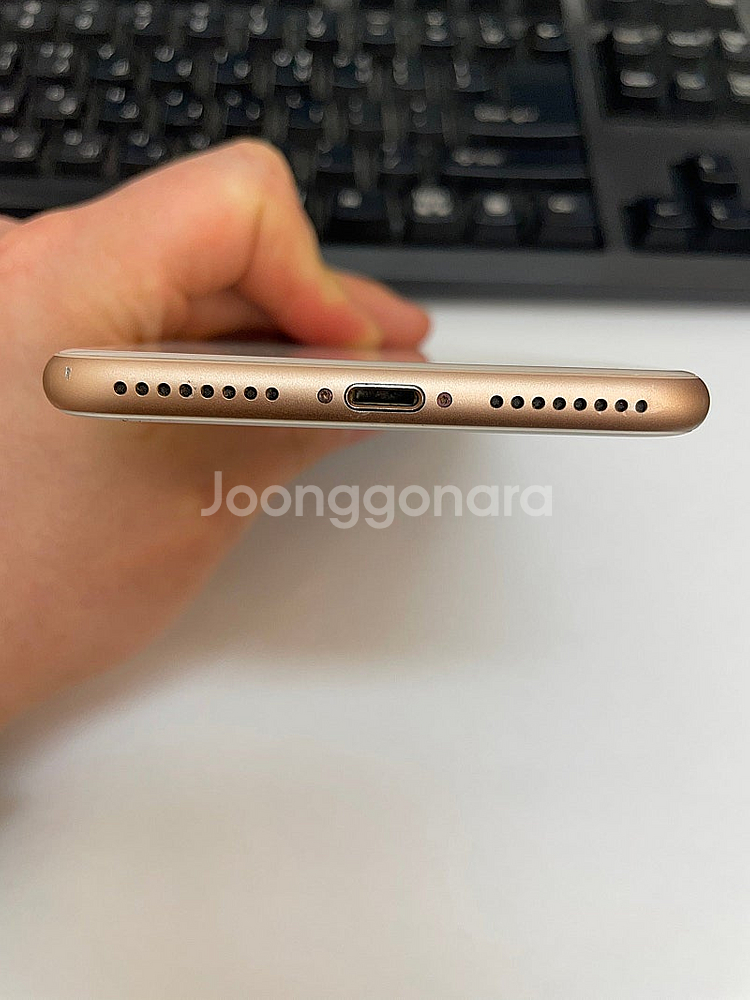 아이폰8플러스 골드 64GB 배터리93% 상태좋은 중고...--5