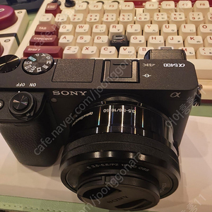 sony A6400 + 16-50 번들렌즈 팝니다