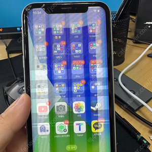 액정 파손됐는데 터치는 되는 아이폰 XR 판매합니다