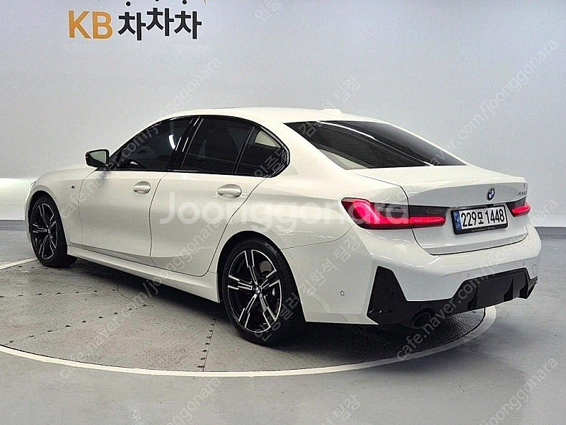 BMW 3시리즈 중고 BMW 3시리즈 중고차 할부 흰색...--2