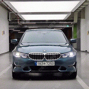 BMW 3시리즈 중고 BMW 320i 중고 승용차 녹색 2021년식 21,133km 320i 럭셔리 개인사업자 차량구매