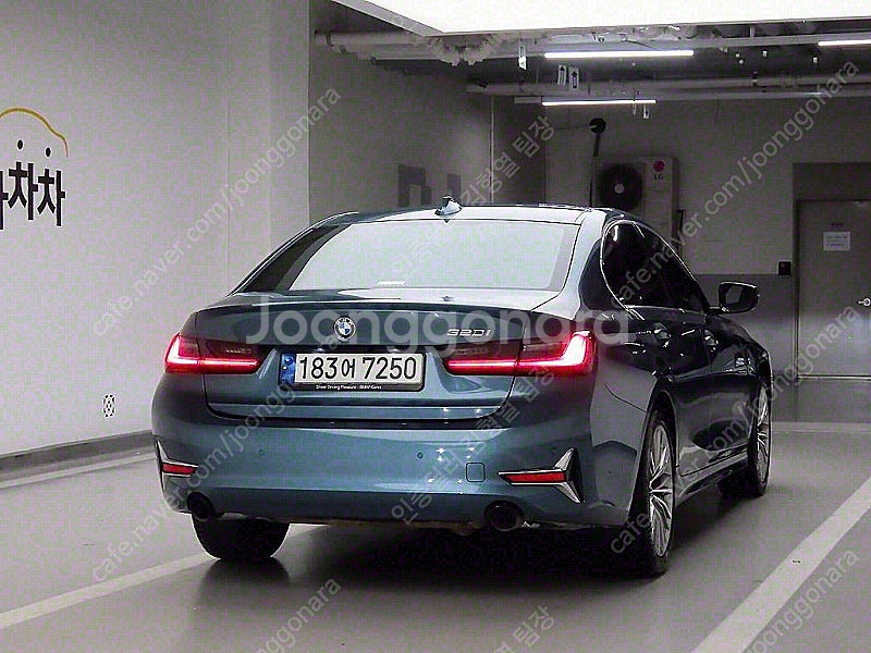 BMW 3시리즈 중고 BMW 320i 중고 승용차 녹색 2021년식 21,133km 320i 럭셔리 개인사업자 차량...--4