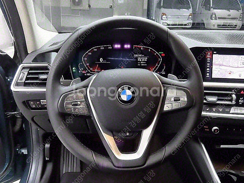 BMW 3시리즈 중고 BMW 320i 중고 승용차 녹색 2021년식 21,133km 320i 럭셔리 개인사업자 차량...--6