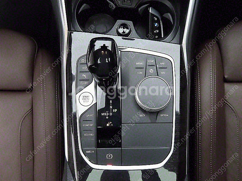 BMW 3시리즈 중고 BMW 320i 중고 승용차 녹색 2021년식 21,133km 320i 럭셔리 개인사업자 차량...--9