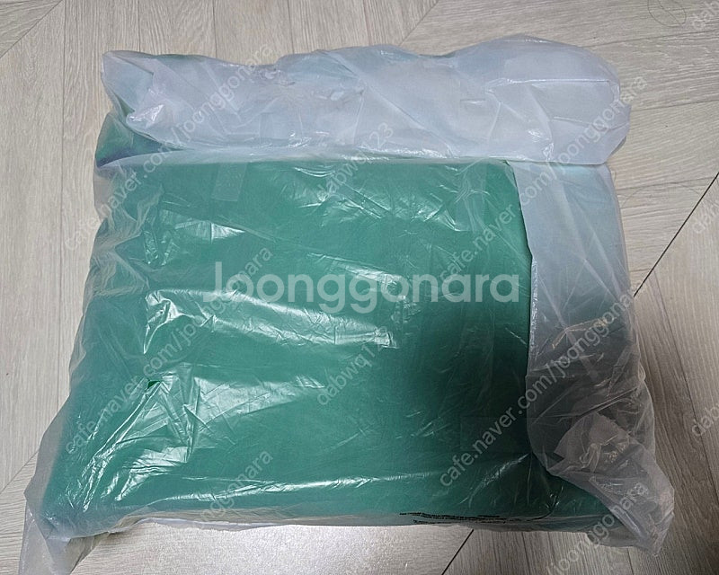(새상품) 보테가베네타 아르코 토트백 스몰--1