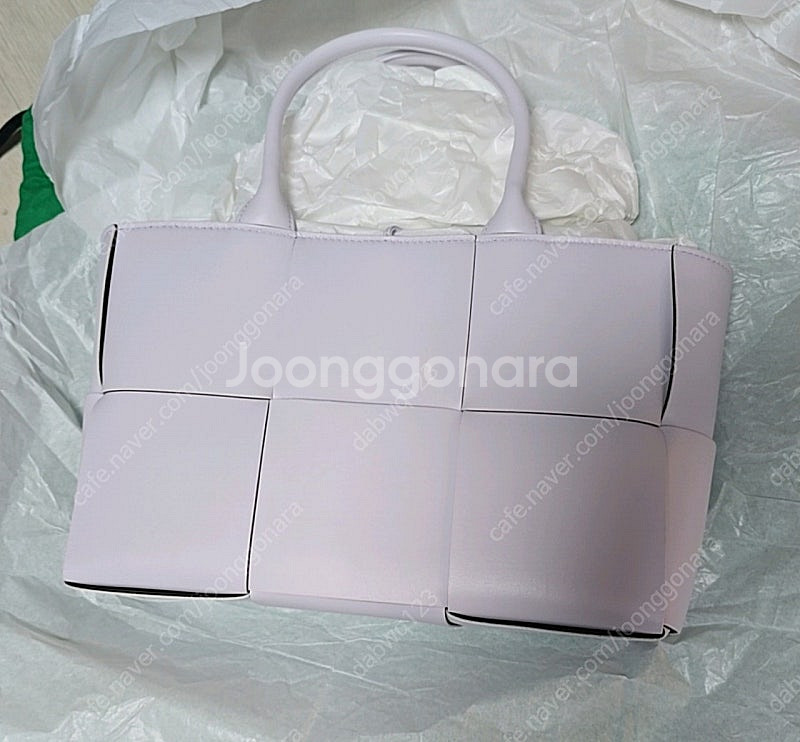 (새상품) 보테가베네타 아르코 토트백 스몰--4
