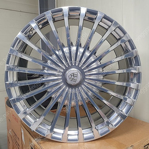 <판매> 벤츠GLS 600마이바흐 23인치 마차 순정품휠 한대분
