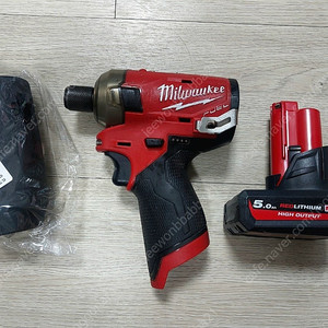 밀워키 M12 FQID 써지 임팩, 5.0 배터리