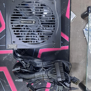 마이크로닉스 풀체인지 800W 무상AS 1년(2026년 6월까지) 제품 팝니다~