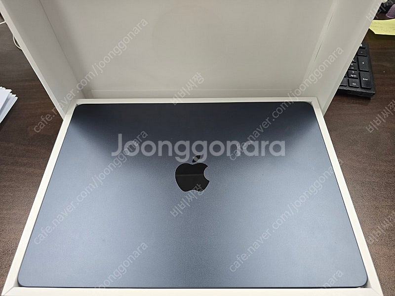 맥북 에어 m2 13인치 메모리16g ssd512 풀박--1