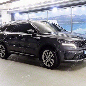쏘렌토 중고 신형 쏘렌토 MQ4 중고 쏘렌토 중고차 회색 2023년식 19,084km 가솔린 2.5T 4WD 노블레스 중고자동차