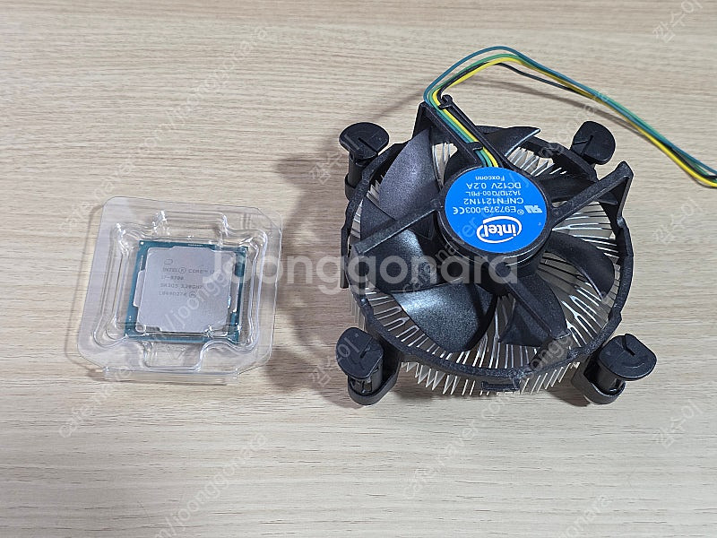 인텔 i7 8700 cpu 기본쿨러 포함 무료배송--0