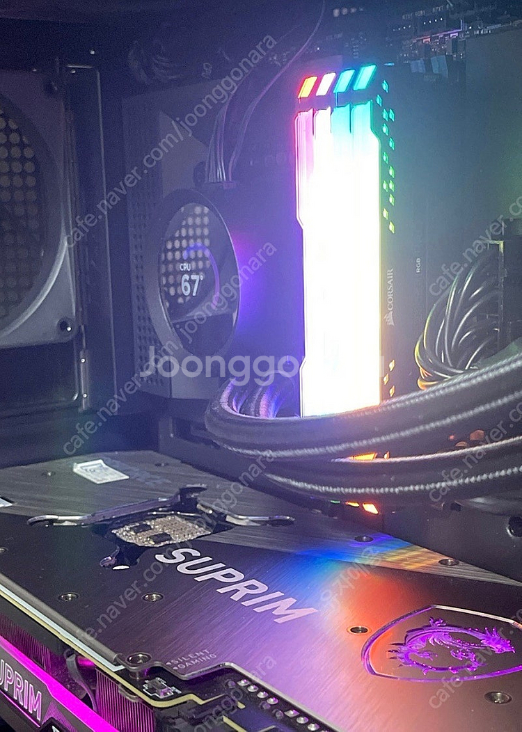 커세어 벤전스 프로 RGB DDR4 32G 팝니다(cl...--1