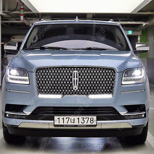 링컨 네비게이터 중고 네비게이터 중고차 하늘색 2019년식 70,000km 3.5 블랙 라벨 L 중고차싸게 사는법