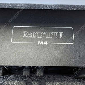 모투 MOTU M4 오디오 인터페이스 판매합니다