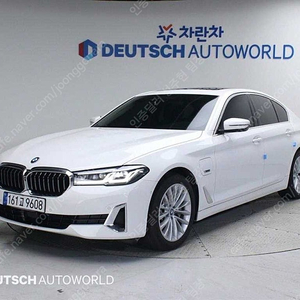 BMW 5시리즈 중고 BMW 중고 5시리즈 중고차 할부 흰색 2022년식 29,544km 530e 럭셔리 수원중고차