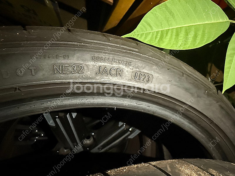 굿이어 이글 f1, 피렐리 피제로 235 40 19,2...--4