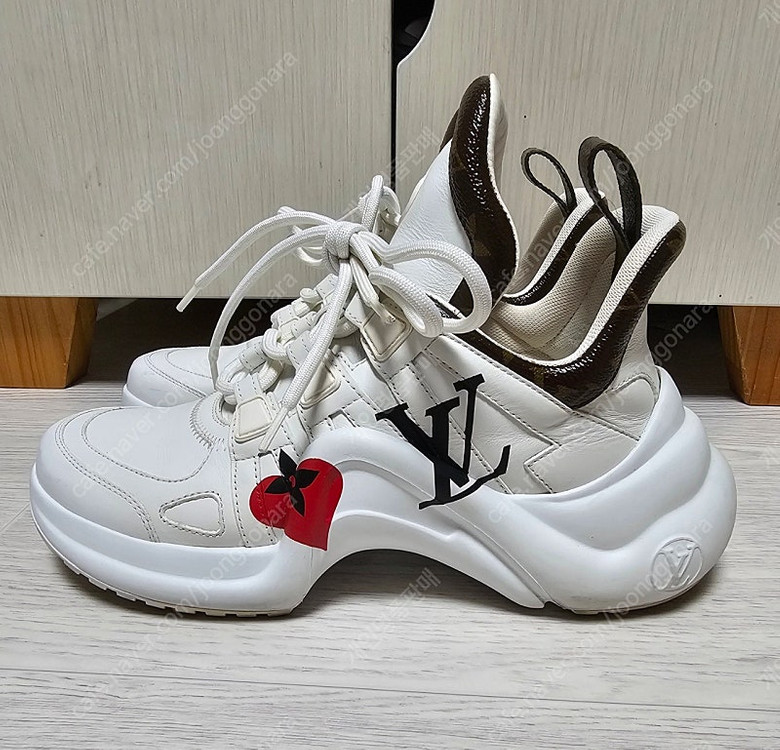 정품 여성 루이비통 게임온 아치라이트 37(볼좁은235-240mm) 이미지