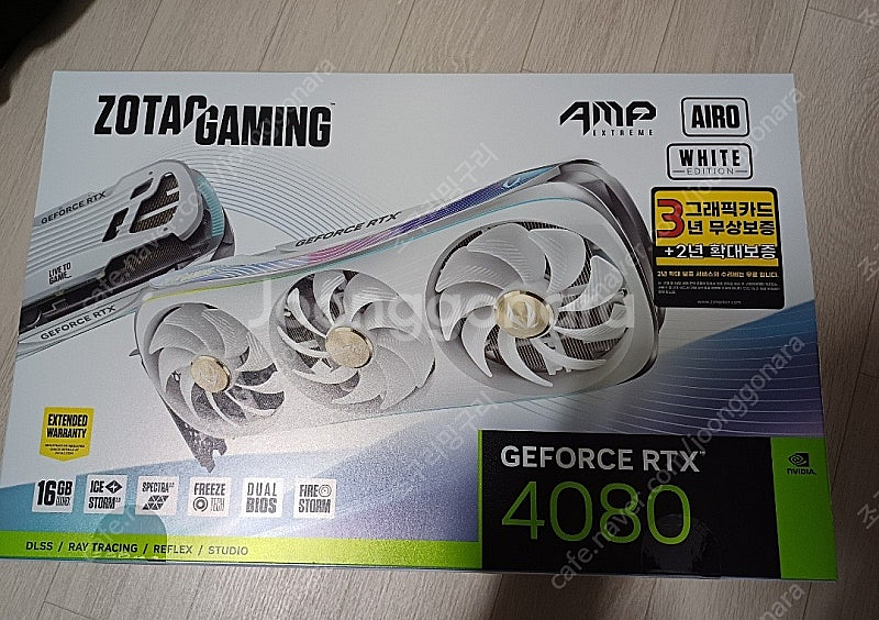 zotac 4080 amp airo 화이트 그래픽카드--0