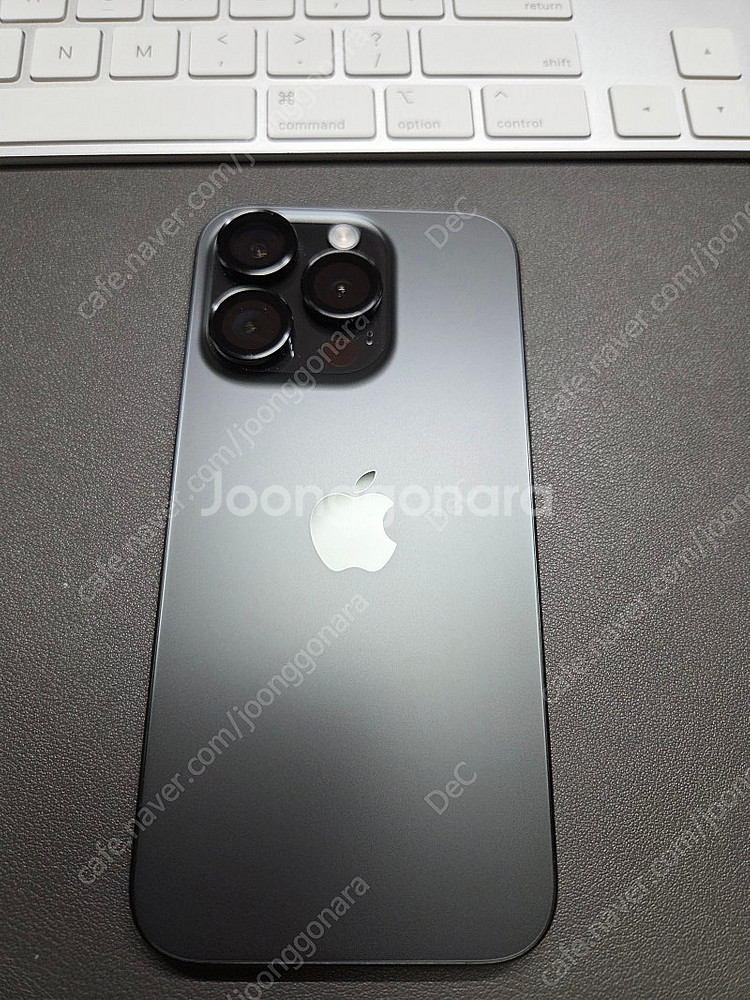 아이폰15pro 256gb--1