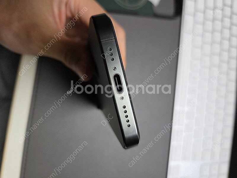 아이폰15pro 256gb--3