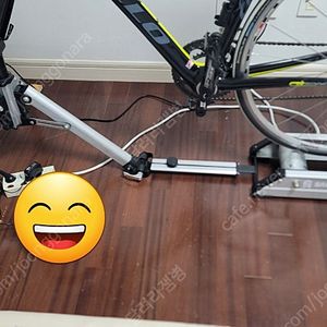 산타자 인베이더 롤러 트레이너