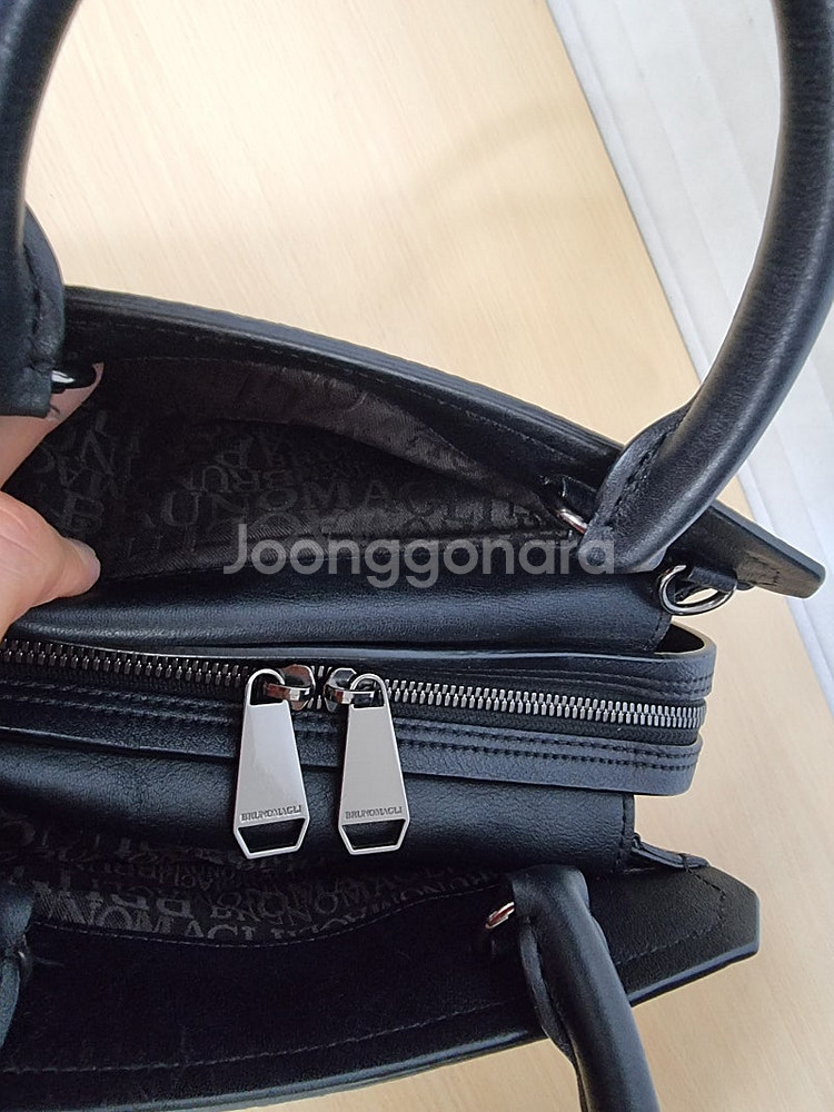 브루노말리 가죽 토트 백--7