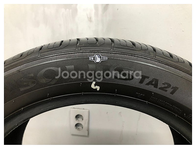 중고타이어 금호타이어 솔루스TA21 215/45R17 ...--4