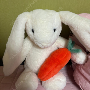 흰색토끼당근인형