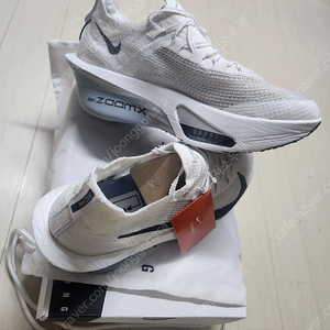 [새상품]나이키 알파플라이 3 285/화이트 퓨어플래티넘