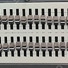 Phonic MQ3600 이퀄라이저