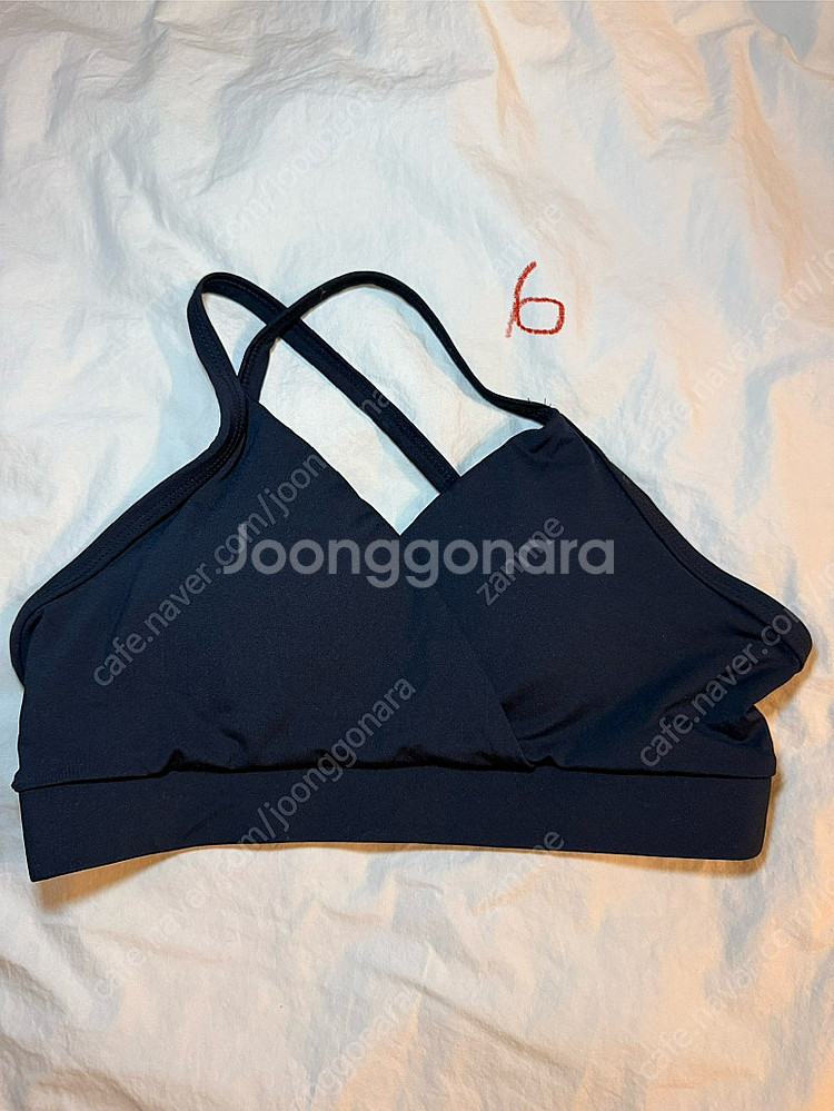 브라탑, 폴웨어 상의 모음2--0
