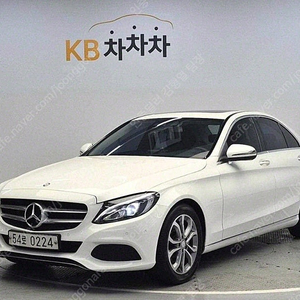 벤츠 인증중고 C클래스 중고 흰색 2016년식 66,427km C220 d 아방가르드 중고자동차