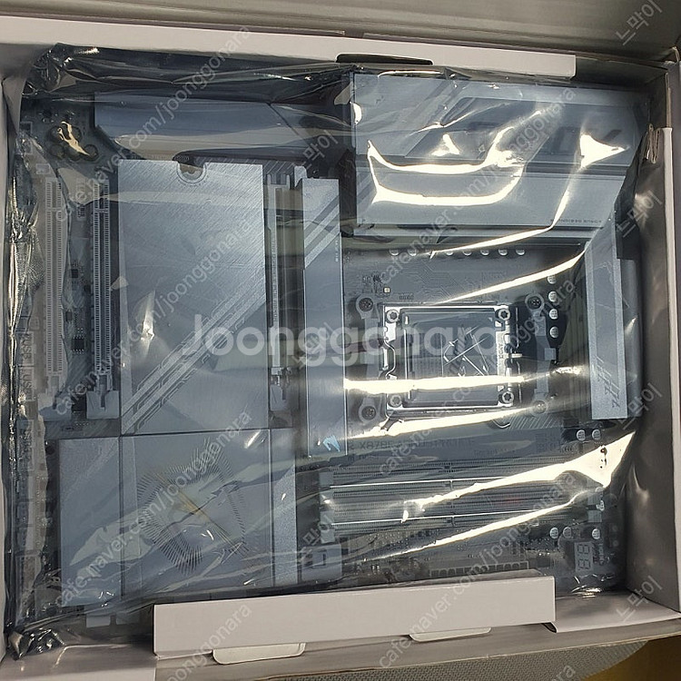 긱바 x870e aorus pro ice팝니다--0